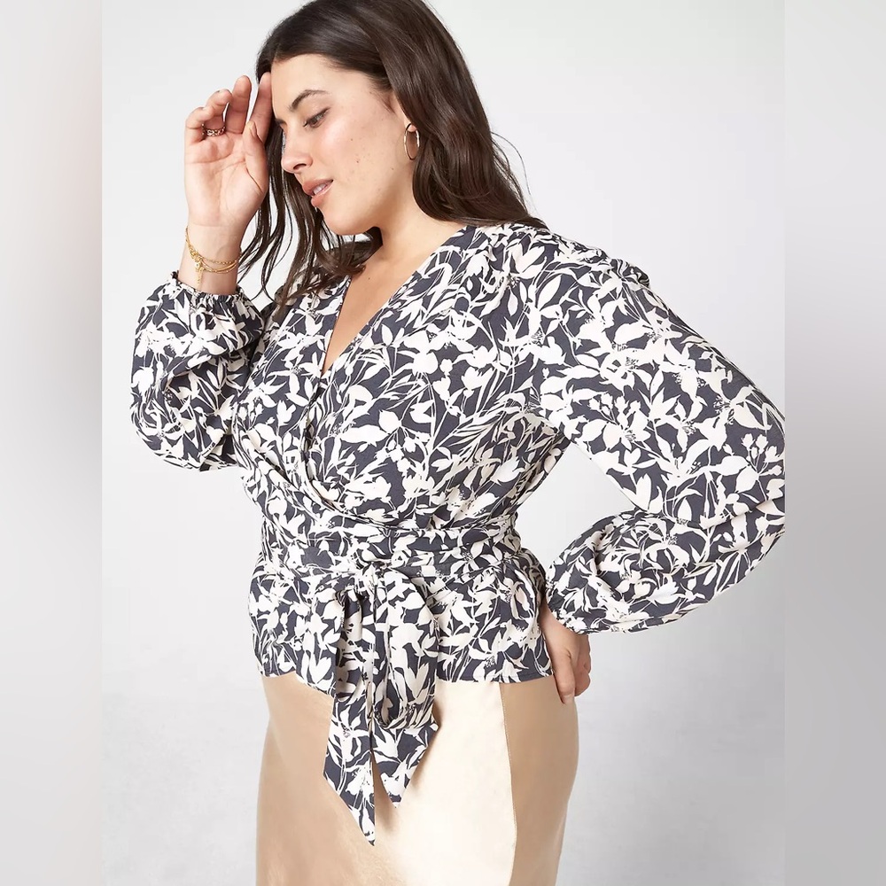 Lane Bryant Cropped Long Sleeved Full Wrap Top sz 14